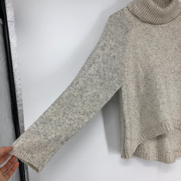 John + Jenn Light Grey Raglan-style Mixed Knit Boxy Turtleneck size M - Picture 6 of 14